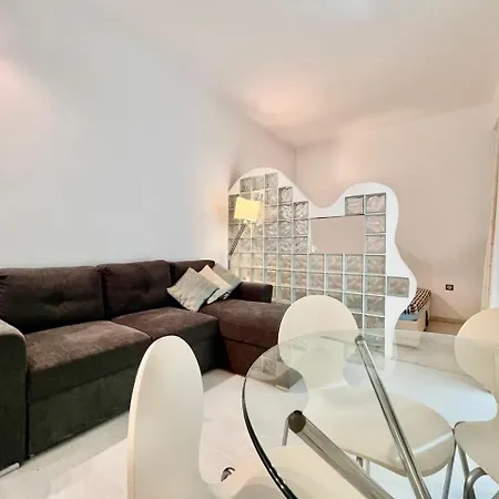 New Clearspace In Near شقة لوتراكي